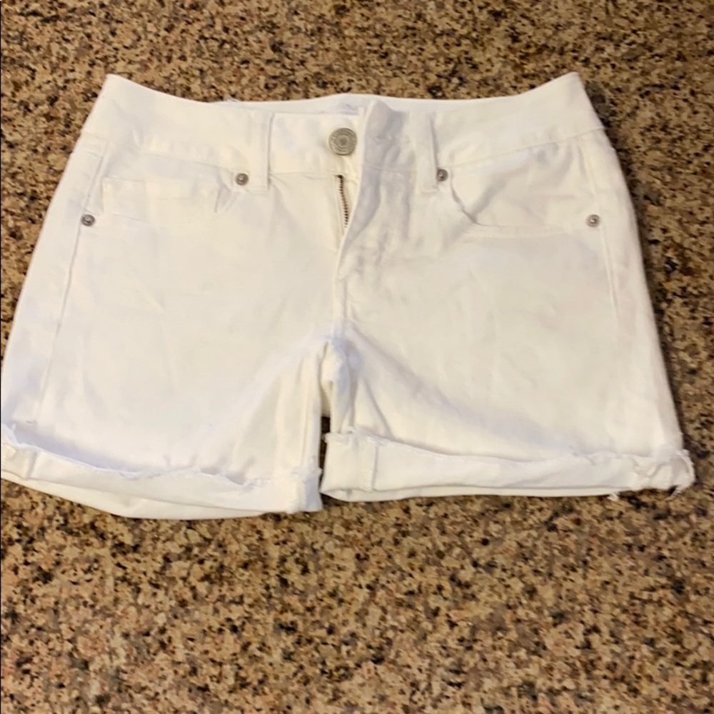 Ivory denim American Eagle MIDI shorts. Size 2